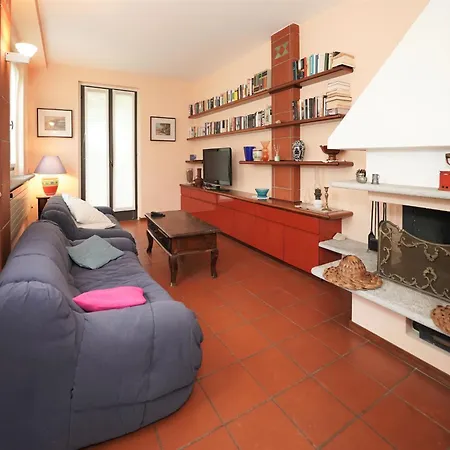 Al Piano By Interhome Vila Castelveccana
